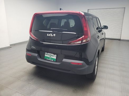 Used 2022 Kia Soul LX w/ Technology Package FWD image 7