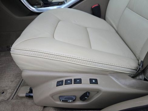 Used 2013 Volvo XC70 T6 image 15