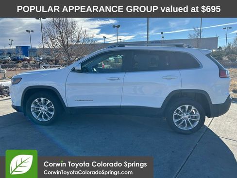 Used 2019 Jeep Cherokee Latitude w/ Popular Appearance Group image 5