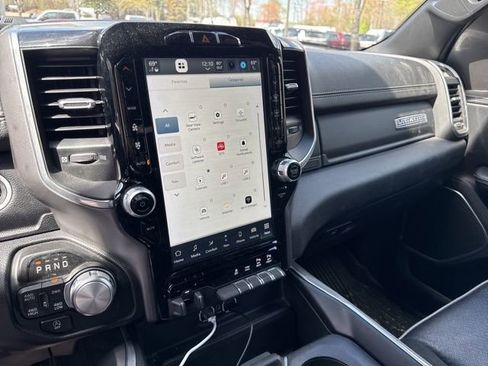 Used 2022 RAM 1500 Laramie w/ Sport Appearance Package image 15