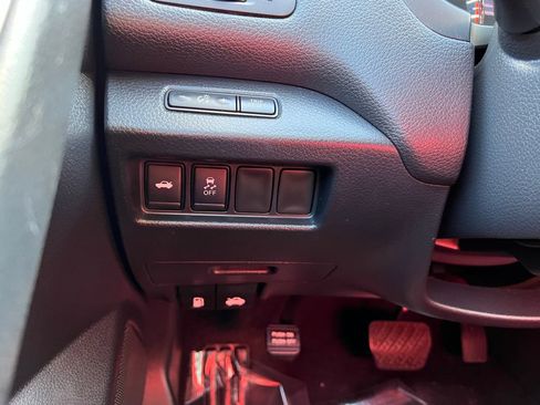 Used 2017 Nissan Altima 2.5 SV image 16