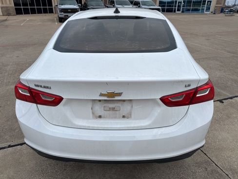 Used 2016 Chevrolet Malibu LS image 9