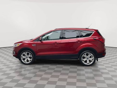 Used 2019 Ford Escape Titanium w/ U9j03 - Titanium Tow Package AWD/4WD image 36