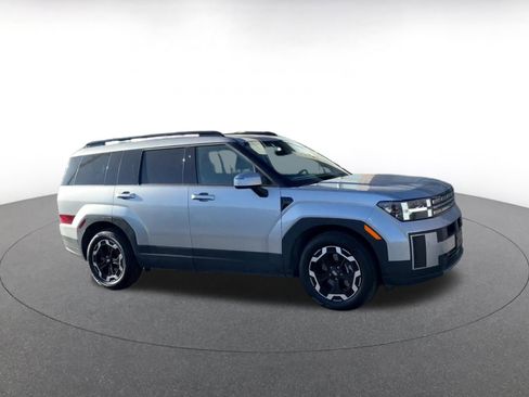 Used 2025 Hyundai Santa Fe SEL image 2