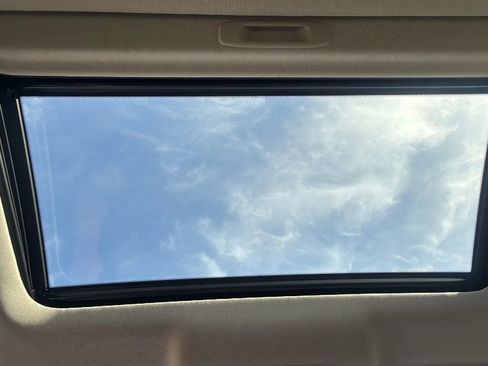 Used 2015 INFINITI Q50 Premium w/ Deluxe Touring Package image 16