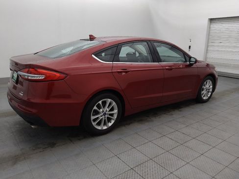 Used 2019 Ford Fusion SE image 10
