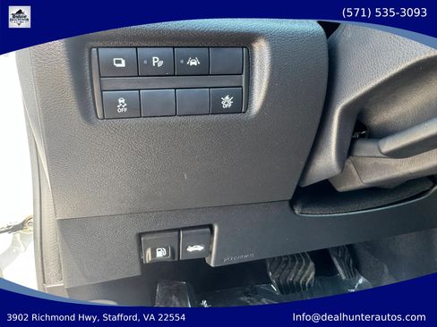 Used 2023 Nissan Versa S w/ S Plus Package FWD image 12