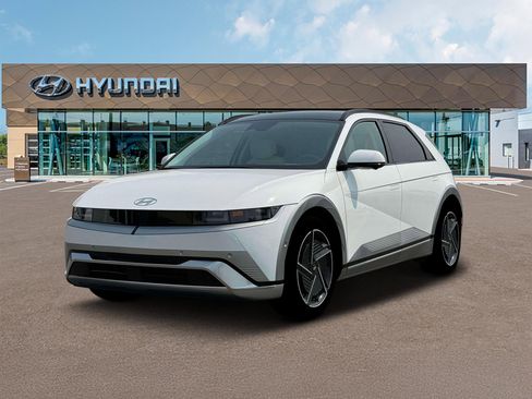 New 2025 Hyundai Ioniq 5 Limited image 1