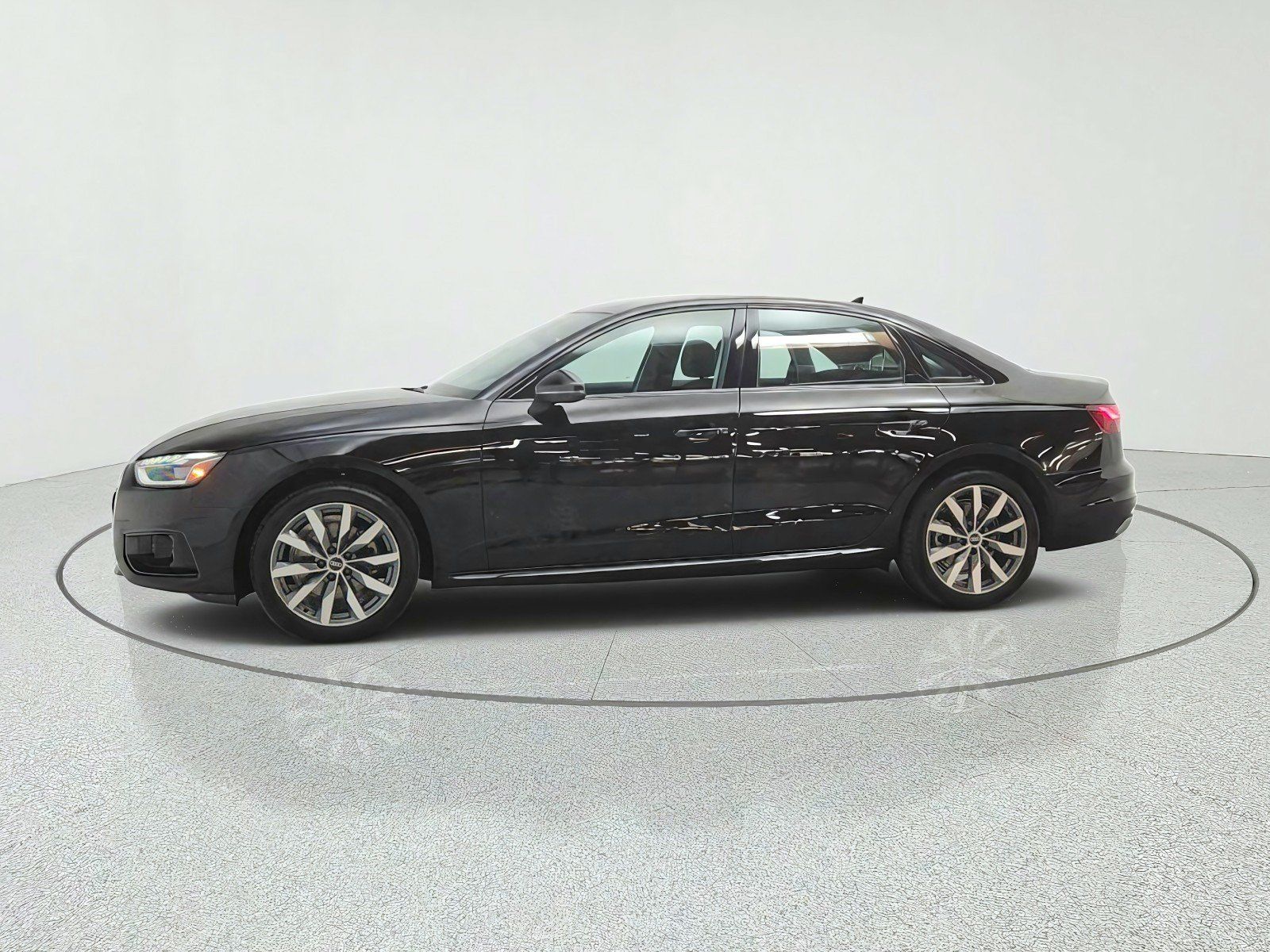 Used 2023 Audi A4 2.0T Premium Plus w/ Premium Plus Package AWD/4WD image 8