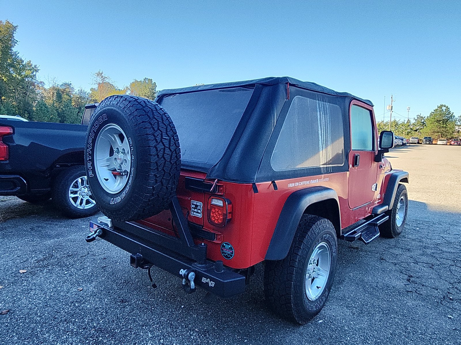 Used 2005 Jeep Wrangler Unlimited w/ Security Group AWD/4WD image 5