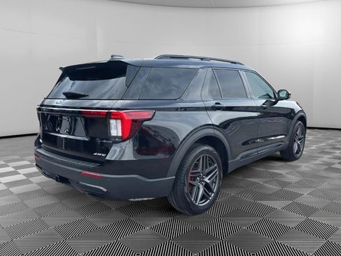 Used 2025 Ford Explorer ST-Line w/ Premium Package AWD/4WD image 4