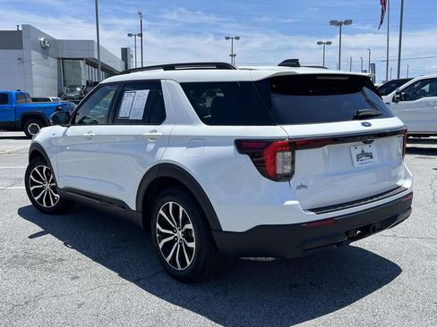 Used 2025 Ford Explorer ST-Line w/ Premium Package RWD image 5