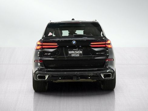 Used 2024 BMW X5 xDrive40i AWD/4WD image 4