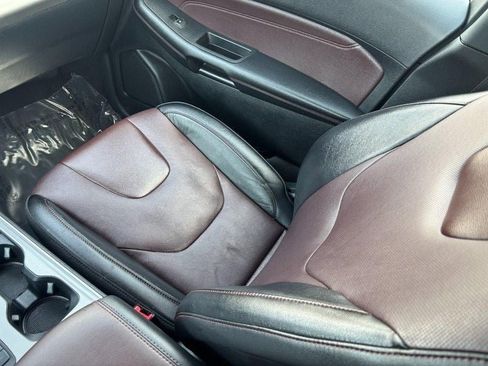 Used 2022 Ford Edge Titanium w/ Equipment Group 301A image 15