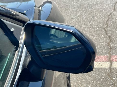 Used 2020 Toyota Camry SE FWD image 16