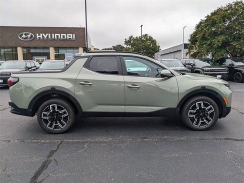 New 2025 Hyundai Santa Cruz Limited image 3