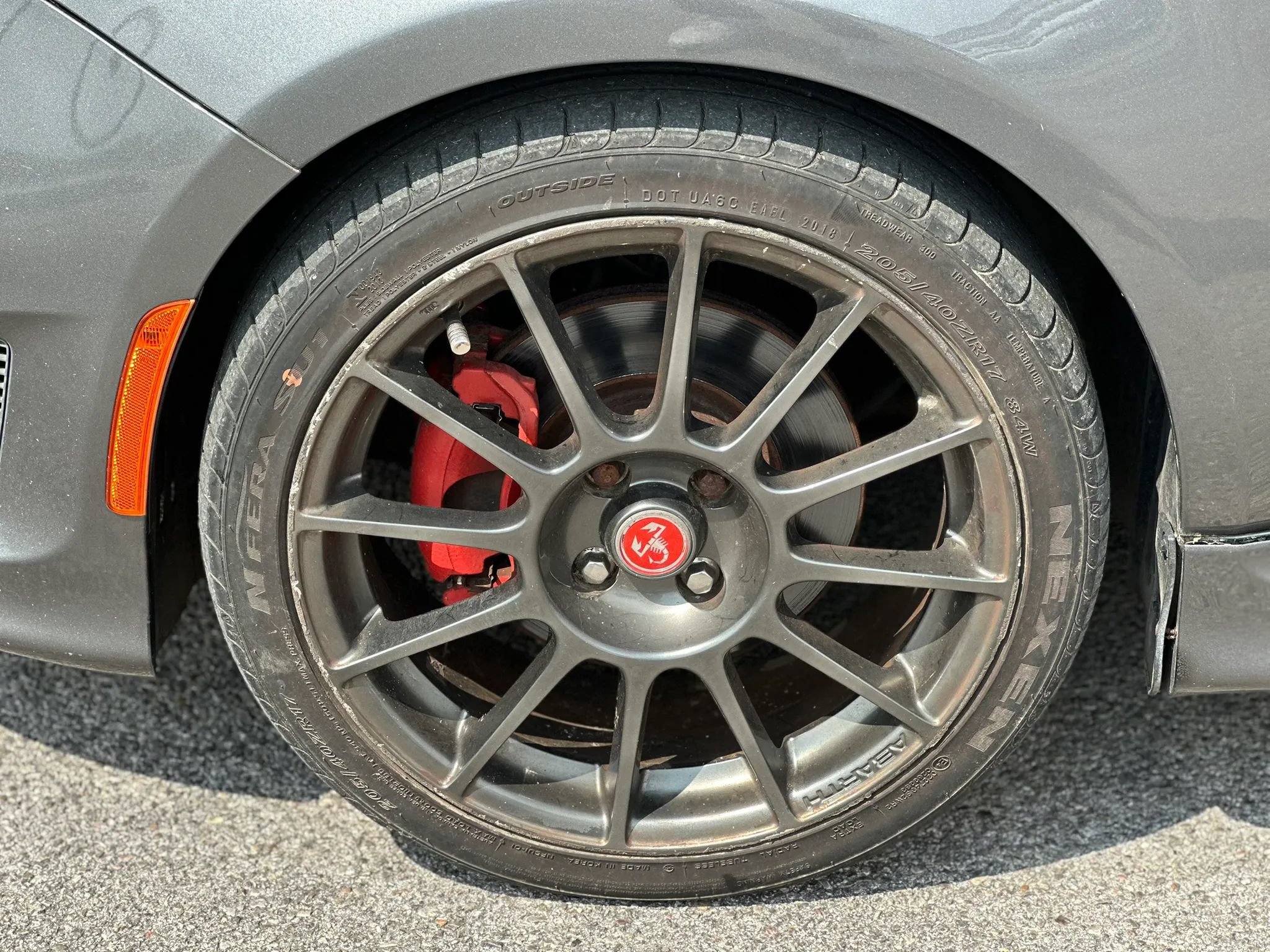 Used 2013 FIAT 500 Abarth w/ Comfort/Convenience Group FWD image 18