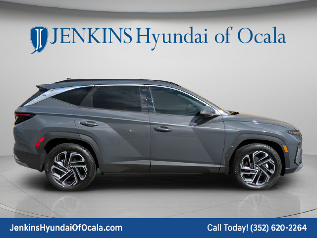 New 2026 Hyundai Tucson Limited FWD image 2