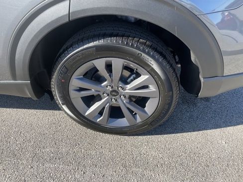 New 2026 Ford Explorer Active w/ Active Comfort Package image 16