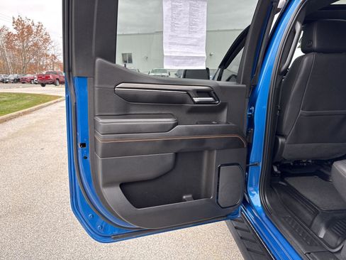 Used 2023 GMC Sierra 1500 AT4 w/ AT4 Premium Package image 13