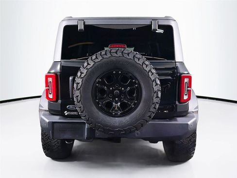 Used 2023 Ford Bronco Wildtrak AWD/4WD image 6