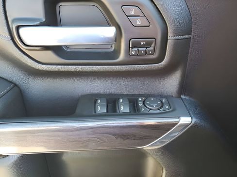 Used 2022 Chevrolet Silverado 2500 LTZ w/ LTZ Premium Texas Edition image 44