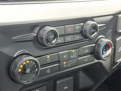 New 2026 Ford F250 XL w/ XL Chrome Package image 10