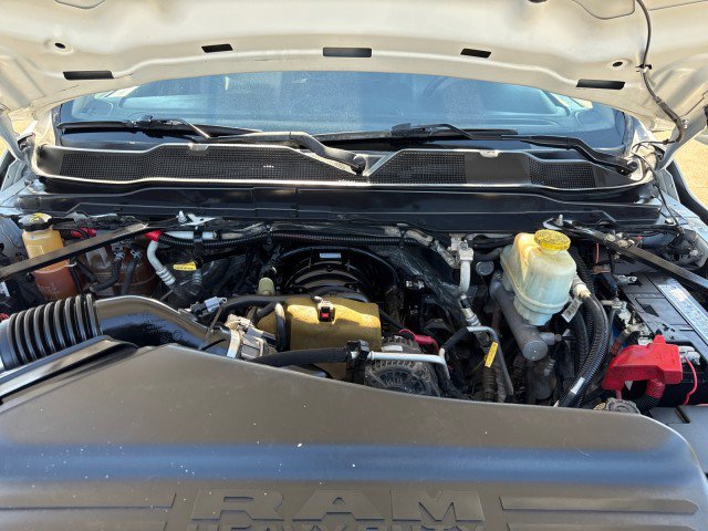 Used 2019 RAM 5500 Tradesman w/ Payload Upgrade Package AWD/4WD image 45