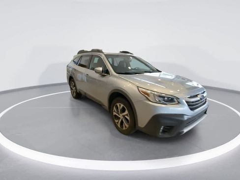 Used 2020 Subaru Outback Limited w/ Popular Package #2 AWD/4WD image 2