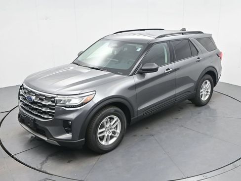 New 2026 Ford Explorer Active w/ Active Comfort Package RWD image 23