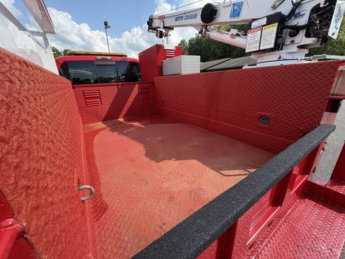 Used 2009 Ford F550 4x4 Regular Cab Super Duty image 28