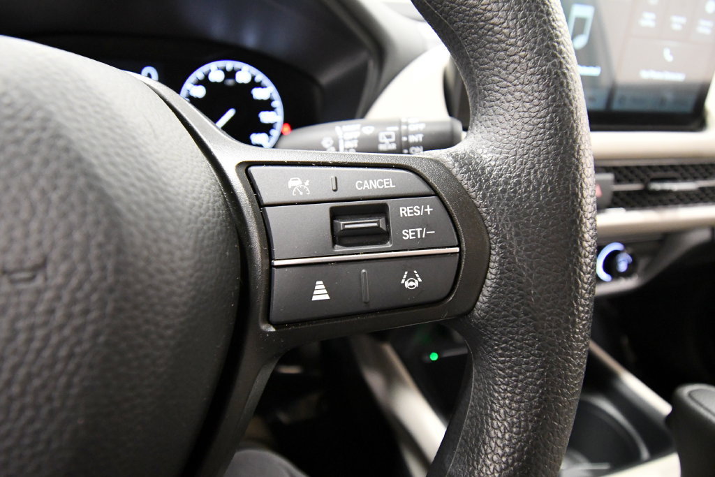 Certified 2026 Honda HR-V LX image 20