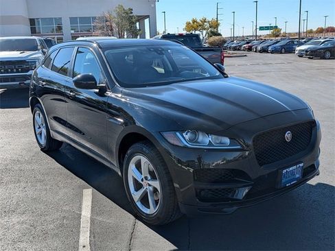 Used 2020 Jaguar F-PACE Premium image 8