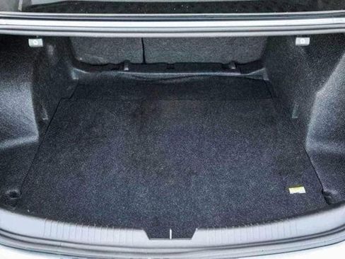 Used 2025 Chevrolet Malibu RS image 17