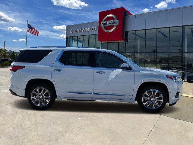 Used 2019 Chevrolet Traverse Premier w/ Driver Confidence II Package FWD image 3