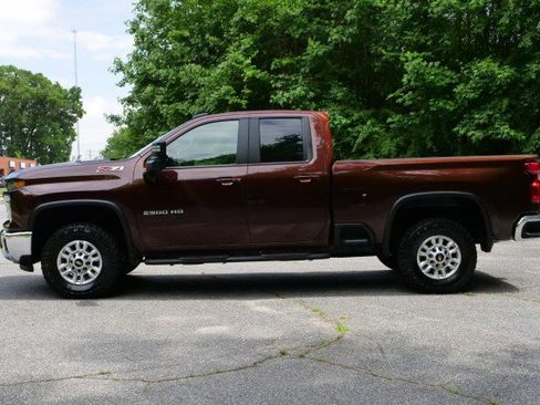 Used 2024 Chevrolet Silverado 2500 LT w/ Safety Package AWD/4WD image 28