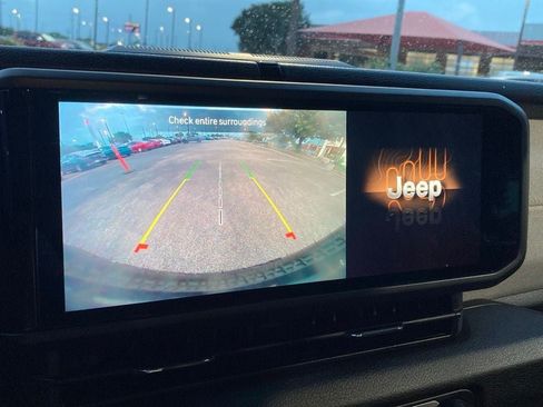 Used 2026 Jeep Wrangler Unlimited Sport AWD/4WD image 23