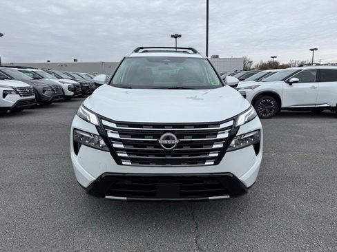 New 2026 Nissan Rogue Platinum w/ Platinum Premium Package image 3