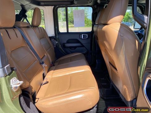 Used 2021 Jeep Wrangler Unlimited Sahara w/ Dual Top Group AWD/4WD image 8