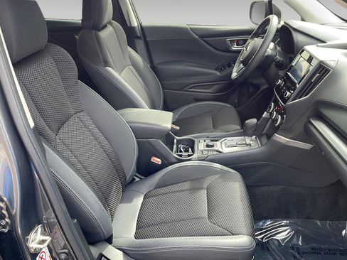 Used 2020 Subaru Forester Premium image 28
