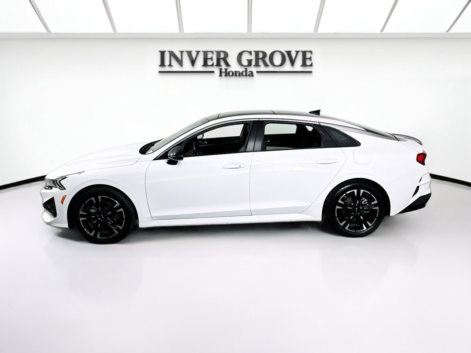 Used 2023 Kia K5 GT-Line AWD/4WD image 8