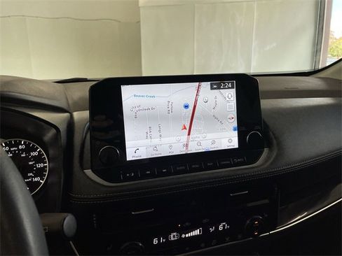 Certified 2022 Nissan Rogue SL w/ SL Premium Package image 29