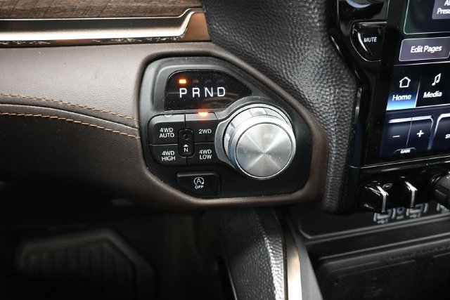 Used 2025 RAM 1500 Limited AWD/4WD image 8