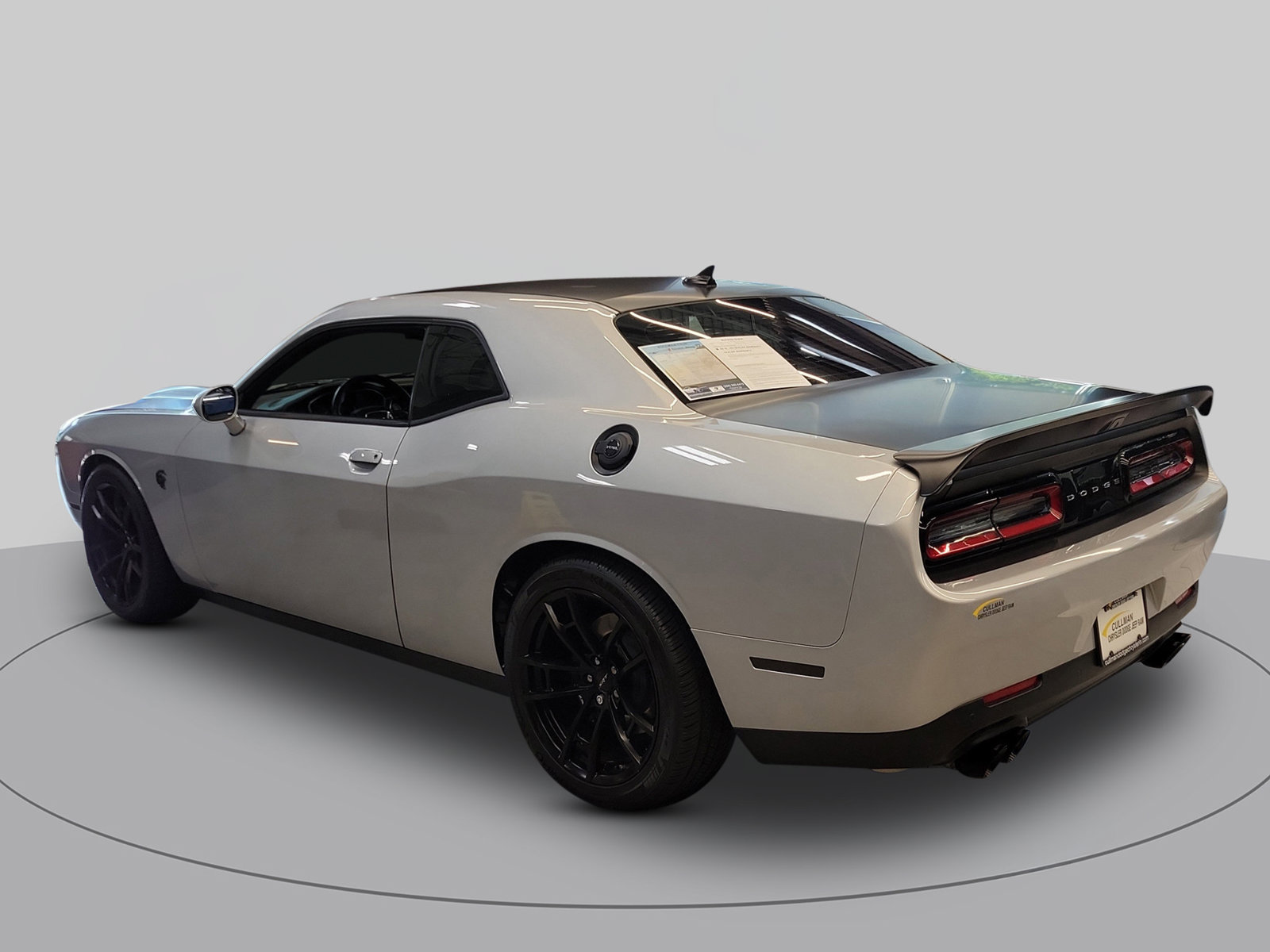 Used 2023 Dodge Challenger SRT Hellcat RWD image 5