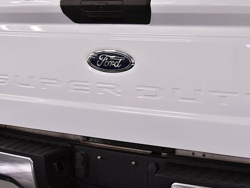 Used 2024 Ford F250 XLT image 13