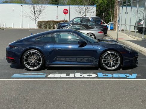 Used 2020 Porsche 911 Carrera 4S AWD/4WD image 15