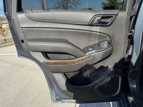Used 2019 Chevrolet Tahoe LT image 35