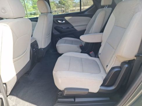 Certified 2022 Chevrolet Traverse LT image 26