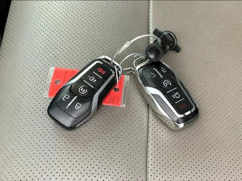 Used 2016 Ford F150 Lariat w/ Equipment Group 501A Mid image 14