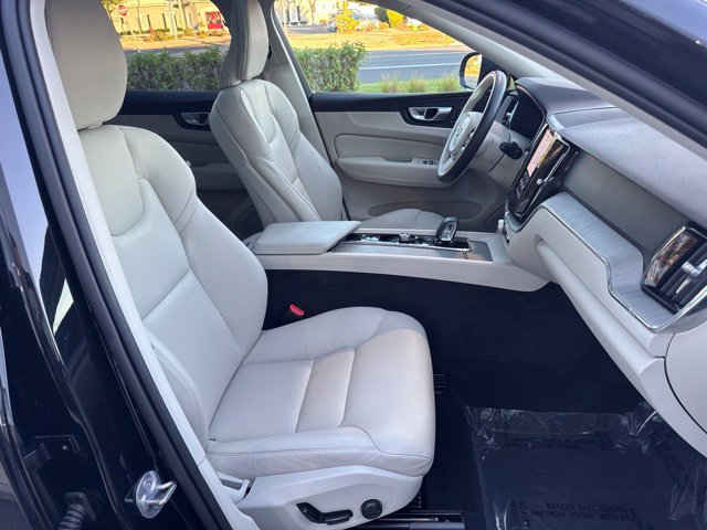 Used 2024 Volvo XC60 B5 Plus w/ Climate Package AWD/4WD image 15